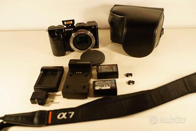 Sony Nex 7 con custodia originale