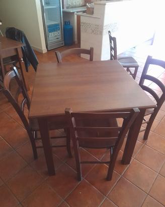 tavolo e 4 sedie arte povera 80 posti