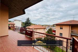 Attico / Mansarda di 130 m² con 4 locali a Cesena