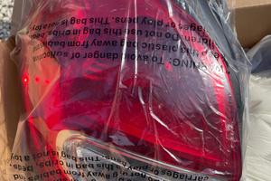 Renault clio 2010 anniversary  fanale/paraurti