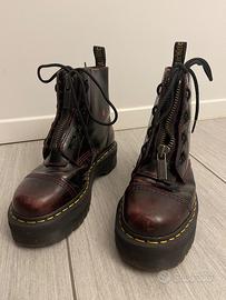 STIVALE SINCLAIR DR MARTENS CHERRY RED, come nuovi