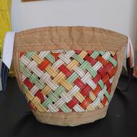 borsa in pelle intrecciata  fatta a mano