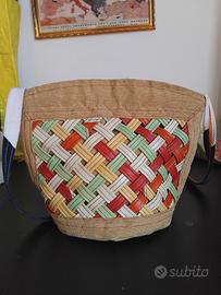 borsa in pelle intrecciata  fatta a mano