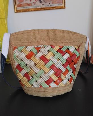 borsa in pelle intrecciata  fatta a mano