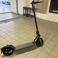 monopattino Mercedes Benz nuovo