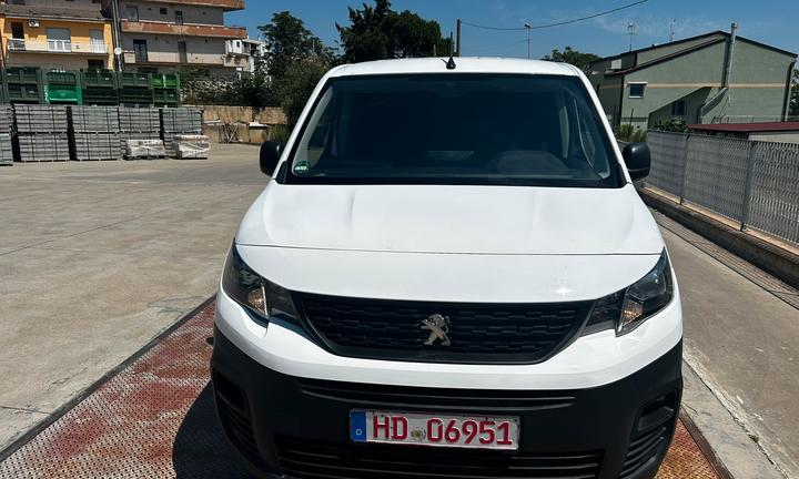 Peugeot partner 1500 130cv L2