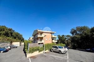 2 LOCALI A ROMA