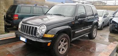 Ricambi Jeep Cherokee 2,8 D del 2005 motore 30C