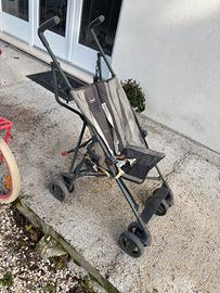 Passeggino pieghevole