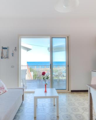 In villetta in Sicilia sul mare
