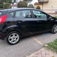 FORD Fiesta 6ª serie - 2016