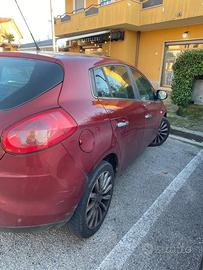 Fiat bravo 2012.   1.6 diesel