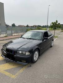 BMW 318 is - ASI