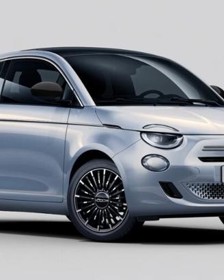 Fiat 500 Berlina Hybrid Pop NUOVA DA IMMATRICOLARE