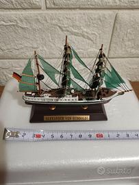 modellino galeone Alexander von Humboldt 