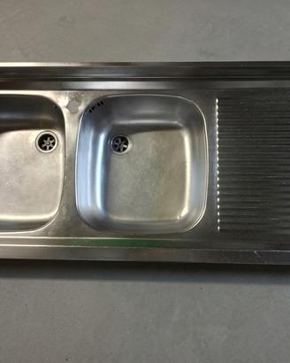 Lavello in acciaio inox 2 vasche più gocciolatoio