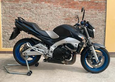 Suzuki GSR600