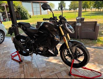 Keeway RKF 125 anno 2024 nero opaco