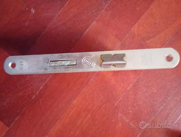 Serratura infilare AGB