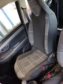 Sedile anteriore dx PEUGEOT 108 del 2016