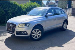 Audi Q5 2.0 TDI Advanced #10692
