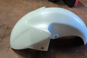 PARAFANGO ANTERIORE SUZUKI BURGMAN 200 anno 2008