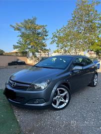 Opel Astra GTC 1.9 120cv Manuale