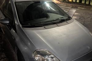 Vendisi grande punto 1600€ trattabile