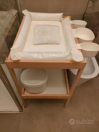 Fasciatoio Ikea completo di accessori