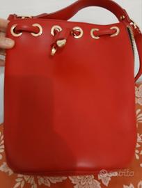 borsa a secchiello rossa