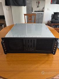 Server 9950x, 96GB DDR5, 16TB U2 + 4TB NVME