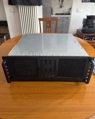 Server 9950x, 96GB DDR5, 16TB U2 + 4TB NVME