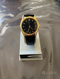 Orologio casio unisex con cinturino in pelle