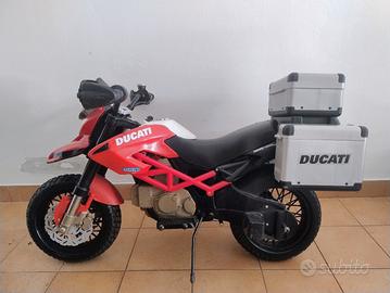 moto ducati peg perego 