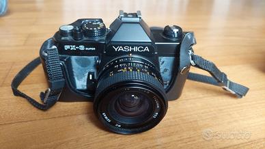 Macchina Fotografica Yashica FX-3 Super 