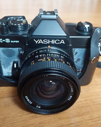 Macchina Fotografica Yashica FX-3 Super 