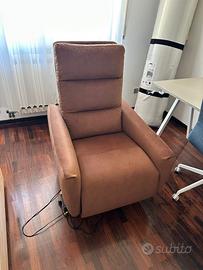 Poltrona elettrica reclinabile Divani & Divani