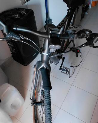 bicicletta elettrica gravel fiido c21