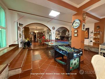 Casa, Borgo Nuovo, Palermo.