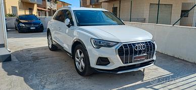 Audi Q3 40 TDI quattro S tronic Business Advanced