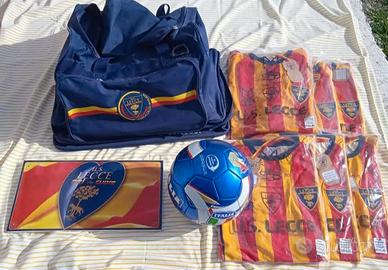 6 Maglie XL Lecce calcio. Crest,Borsone,pallone.