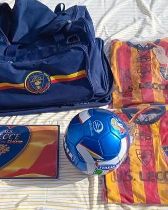6 Maglie XL Lecce calcio. Crest,Borsone,pallone.