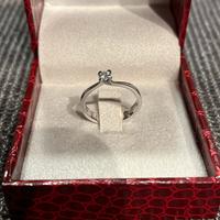 Anello solitario