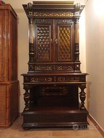 Mobile antico in buonissimo stato.