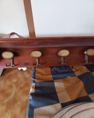 appendiabiti da muro pezzi 2