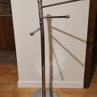 Piantana porta salviette