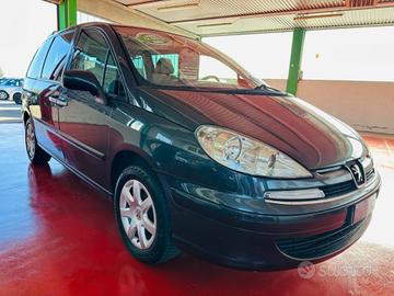 Peugeot 807 2.0 HDi 7Posti