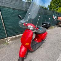 Piaggio vespa et2
