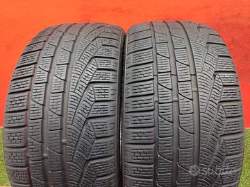 235 35 19 Gomme Invernali 70% Pirelli 235 35R19