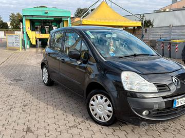 Modus 2008.    123 000km unico proprietario